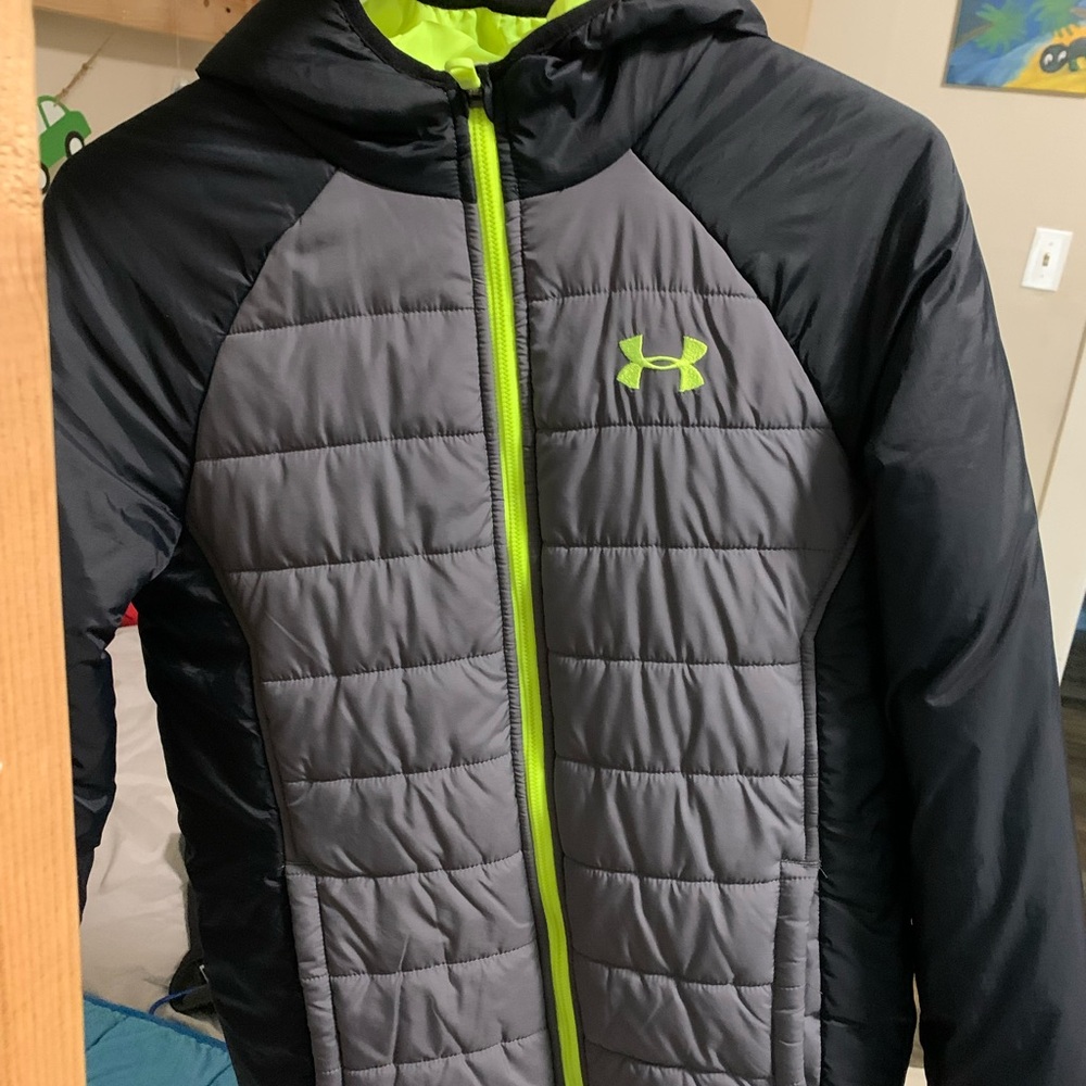 Boy’s Large UA coat